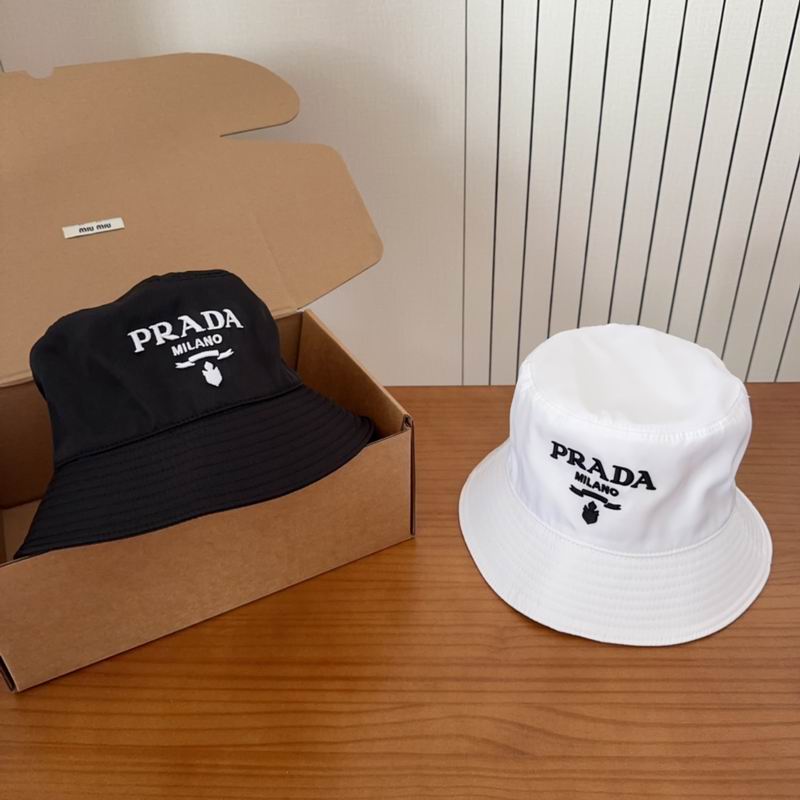 Prada hat dx32
